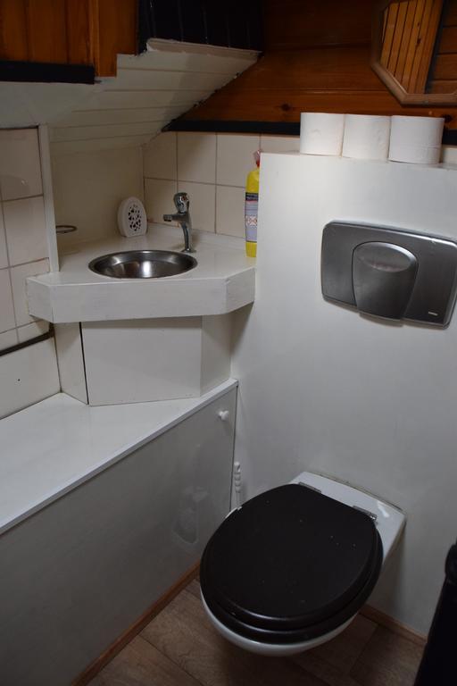 Boat-Apartment Rotterdam Fokkelina מראה חיצוני תמונה